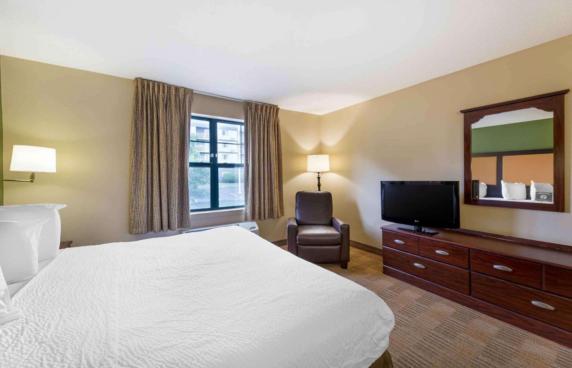 Extended Stay America Suites - Chicago - Burr Ridge Exterior photo